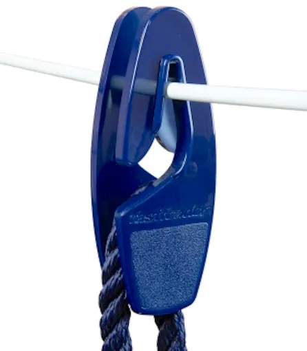 Fastfender, fender hook for wire railing
